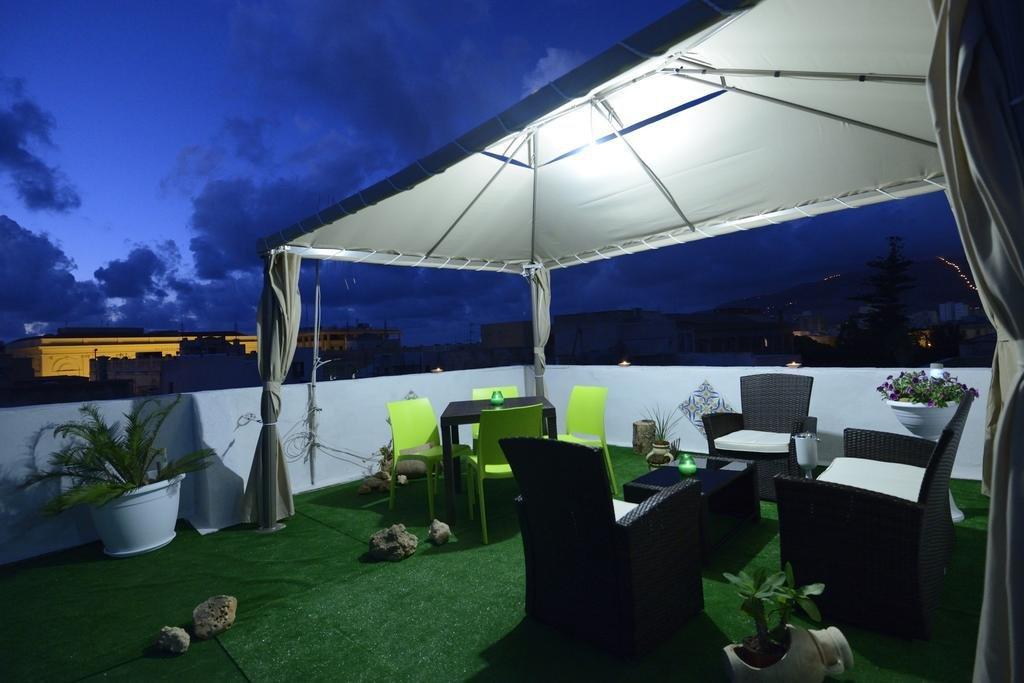Orfani Apartments Trapani Exterior photo